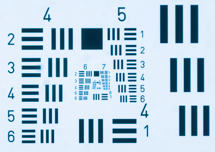 Illustration of chrome grid using BLUE-Vision lenses